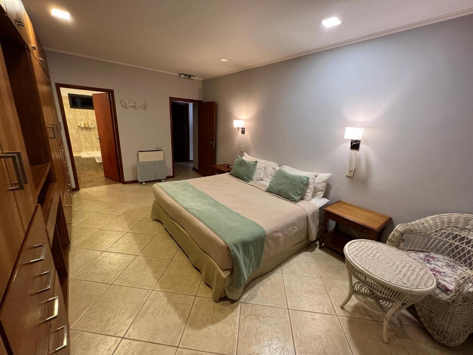 Flora Apartments Puerto Iguazu Ngoại thất bức ảnh