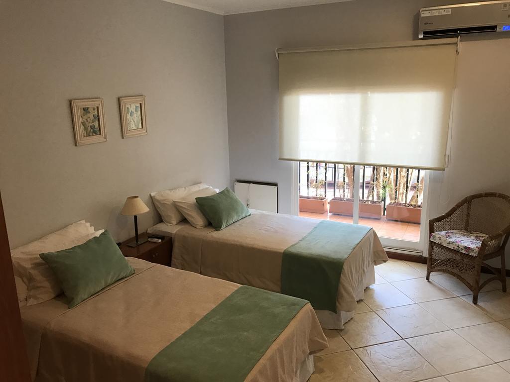 Flora Apartments Puerto Iguazu Ngoại thất bức ảnh